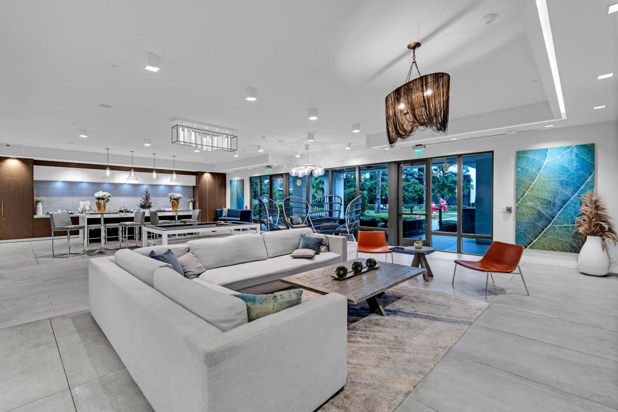 Amazing 2 Bedroom Unit In Doral Miami With Free Parking Hialeah Gardens Bagian luar foto